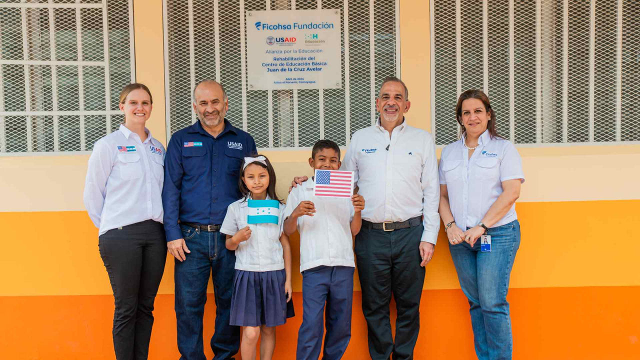 Fundación Ficohsa continúa su trabajo con "Alianza por la educación"